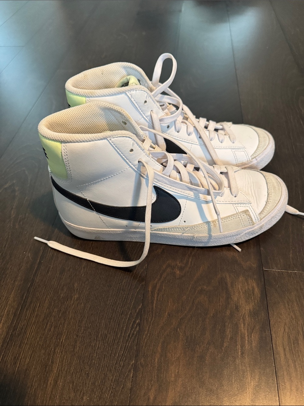 Nike Kids White High-Top Sneakers with Black Swoosh and Neon Yellow Accent